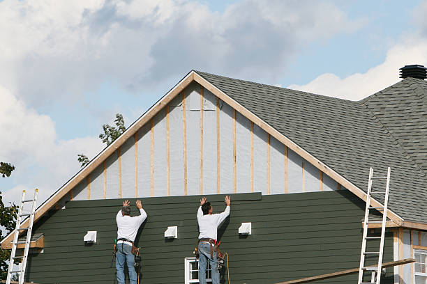 Professional Siding Contractor technician working in Broomall, PA